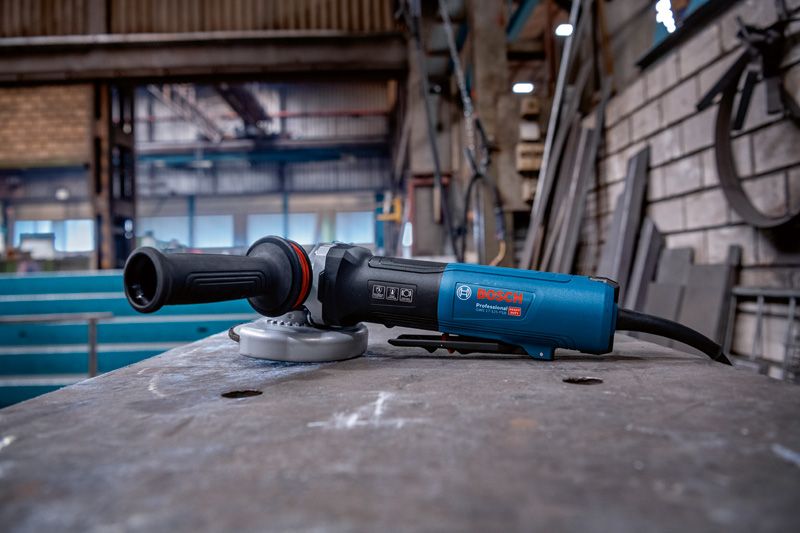 Nurklihvija Bosch Professional GWS 17-125 PSB – Bosch Professional