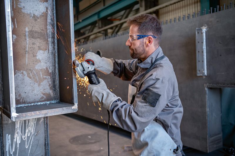 Nurklihvija Bosch Professional GWS 17-125 PSB – Bosch Professional