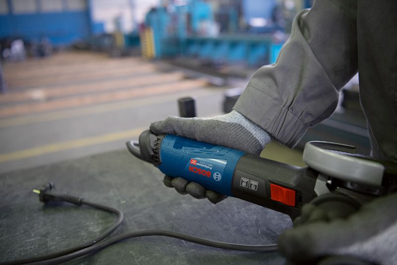 Nurklihvija Bosch Professional GWS 17-125 TS – Bosch Professional